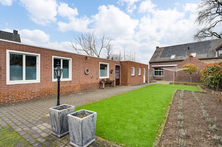 Foto 32 van Rijksweg 49