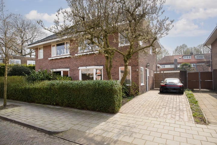 Photo 1 of Hugo de Grootstraat 3