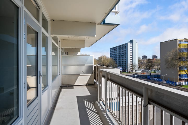 Foto 6 van Sterrenburgplein 24