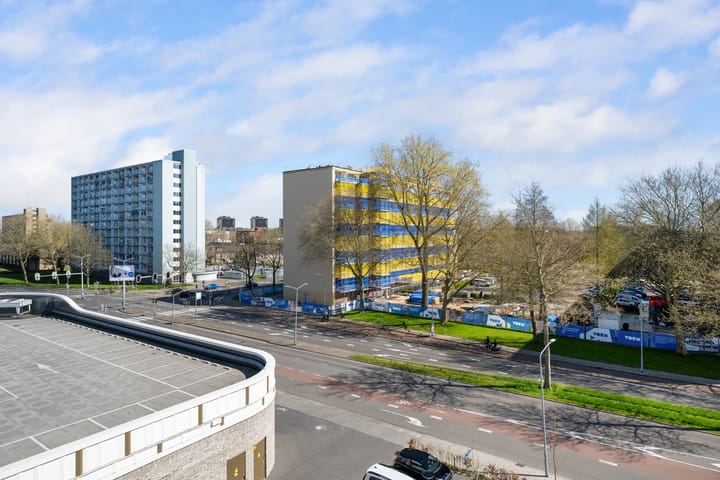 Foto 24 van Sterrenburgplein 24