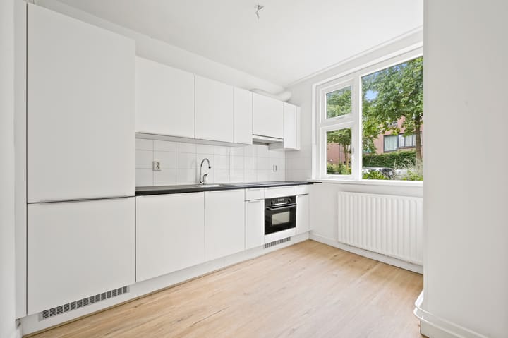 Foto 21 van Jules Massenetstraat 144