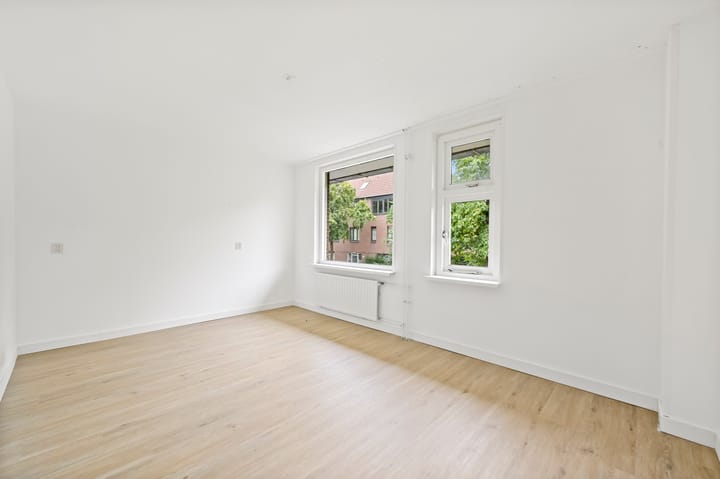 Foto 25 van Jules Massenetstraat 144