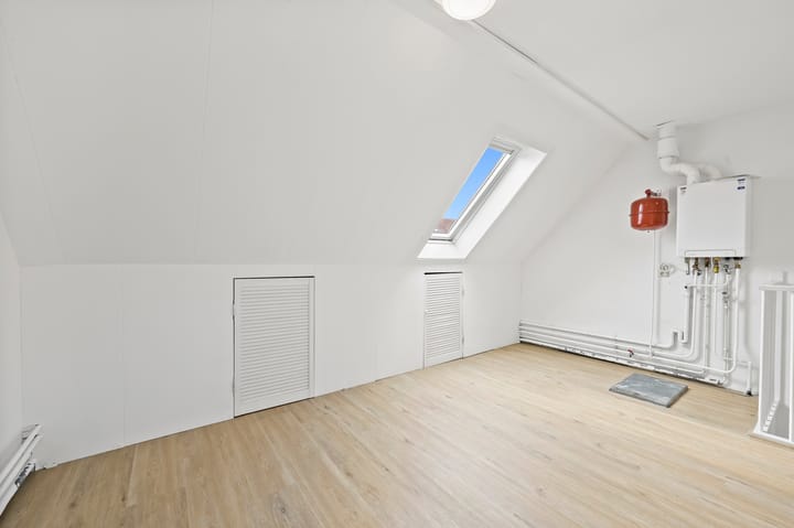 Foto 37 van Jules Massenetstraat 144