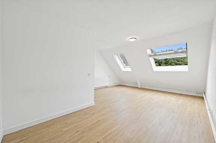 Foto 41 van Jules Massenetstraat 144