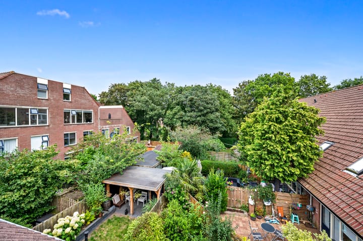 Foto 42 van Jules Massenetstraat 144