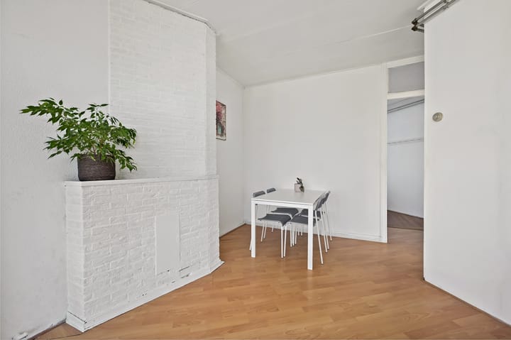 Foto 10 van Van Musschenbroekstraat 52