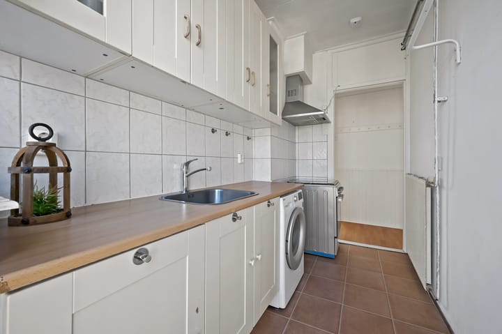 Foto 11 van Van Musschenbroekstraat 52