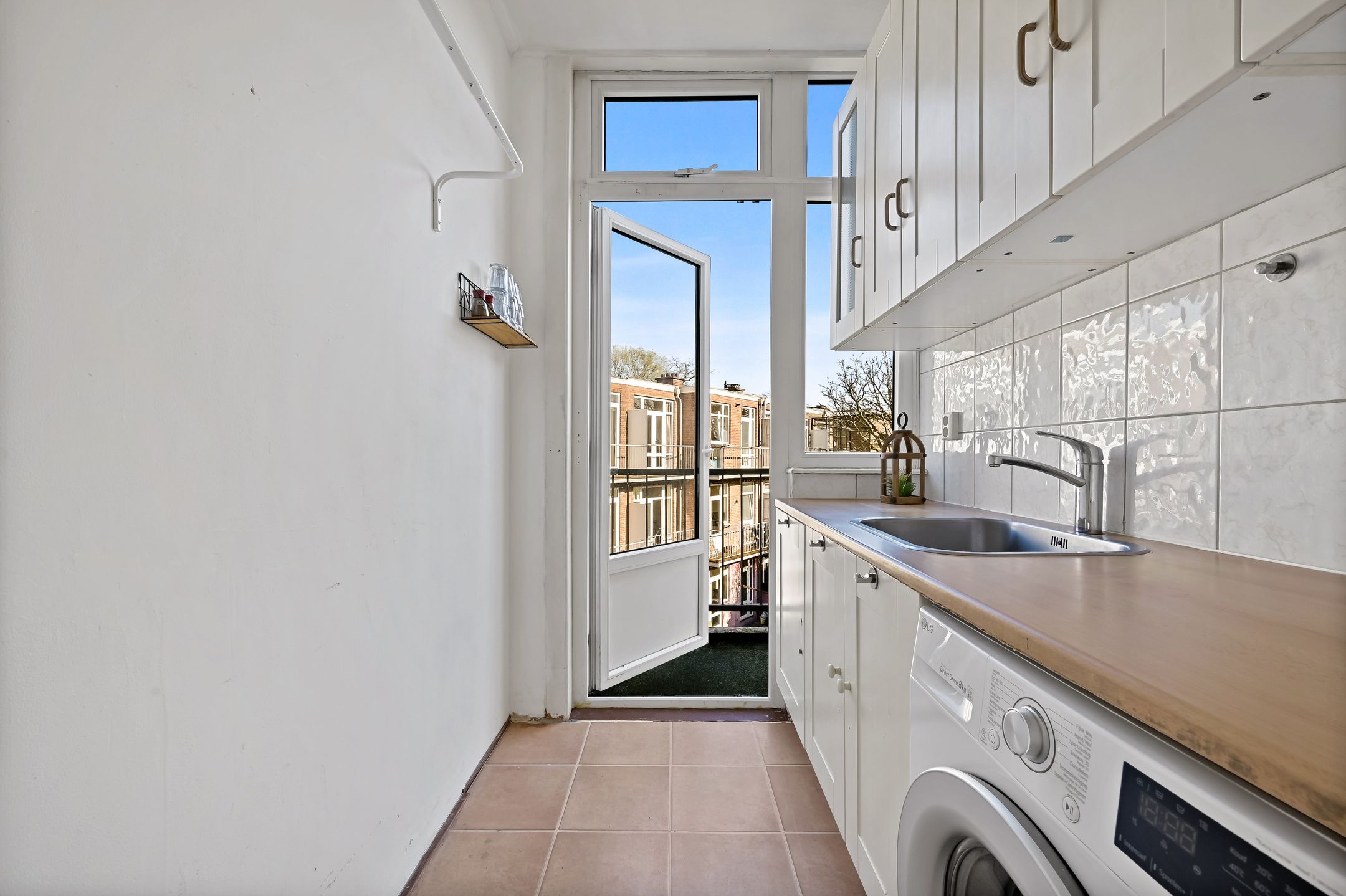 Foto 12 van Van Musschenbroekstraat 52