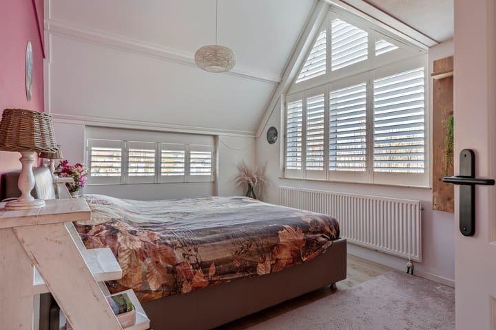 Photo 17 of Halve Maanstraat 28