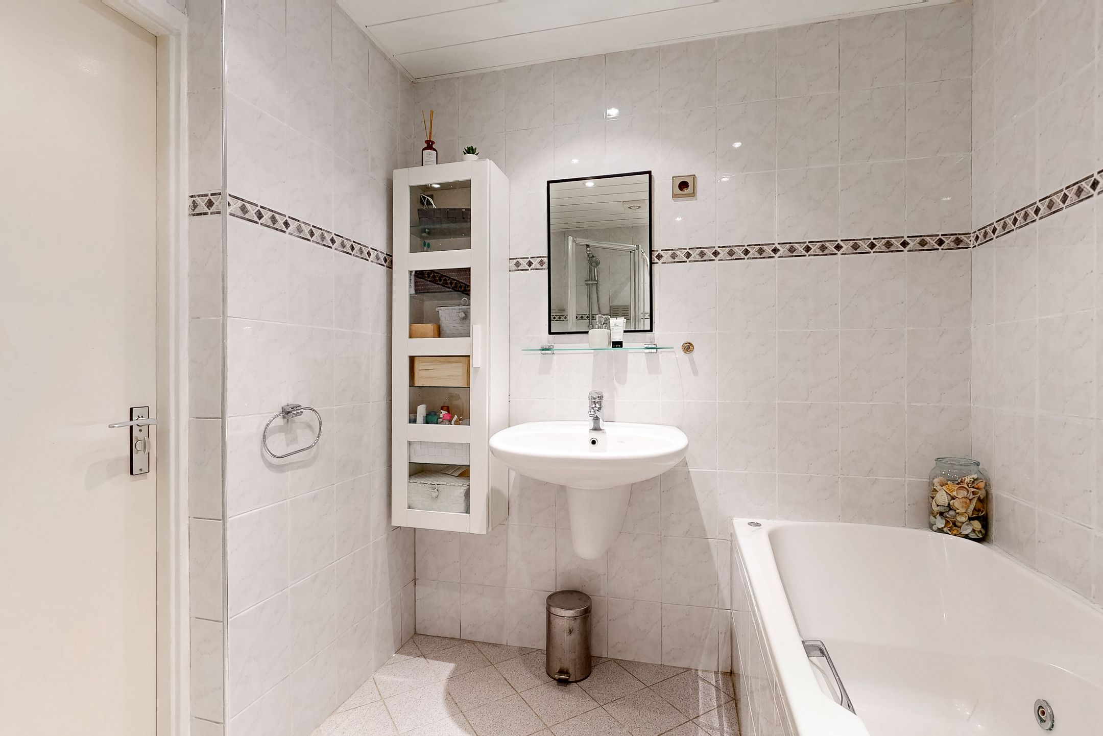 Photo 18 of Jachtenlaan 24