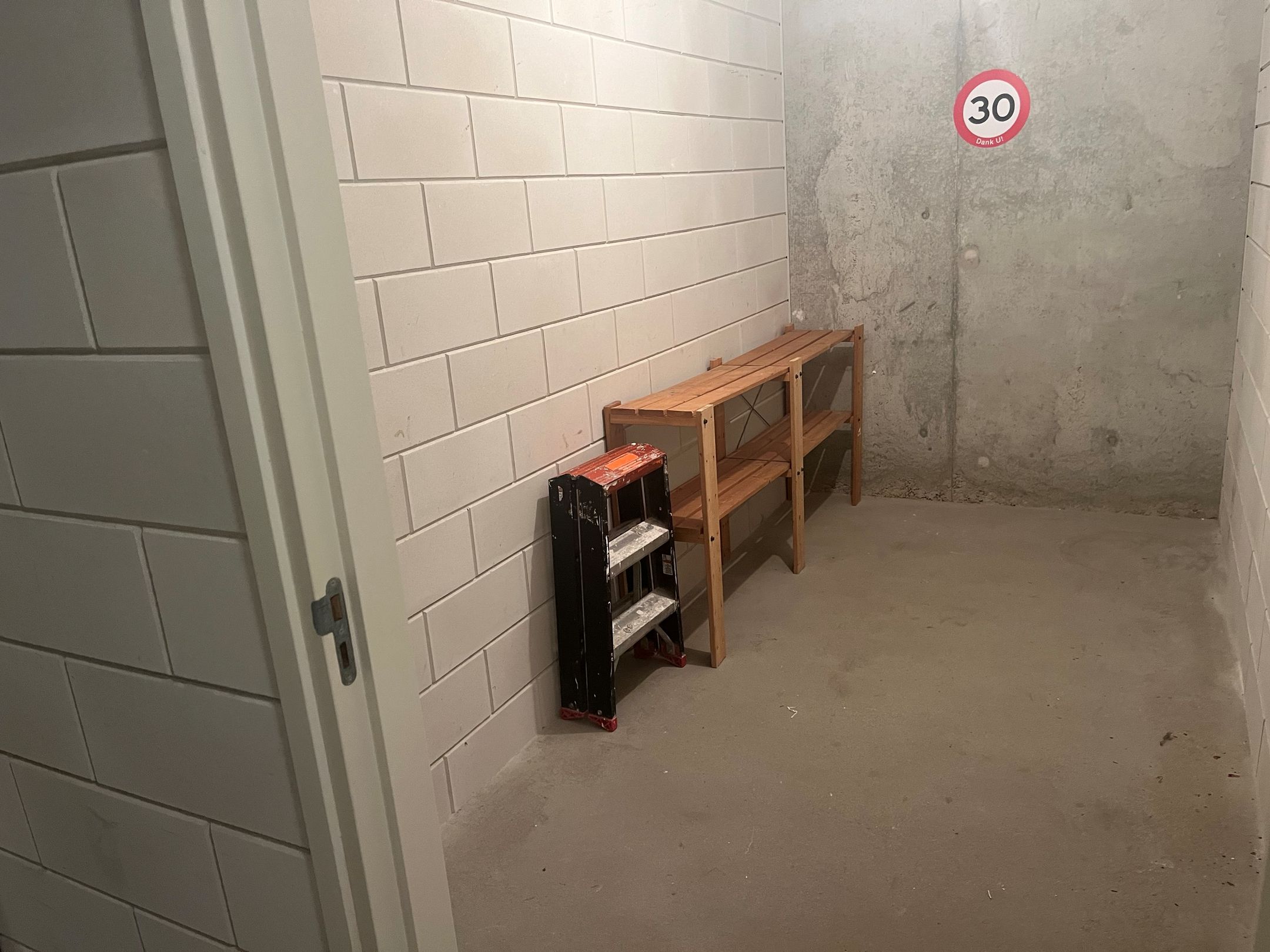 Photo 18 of Traaij 12-C