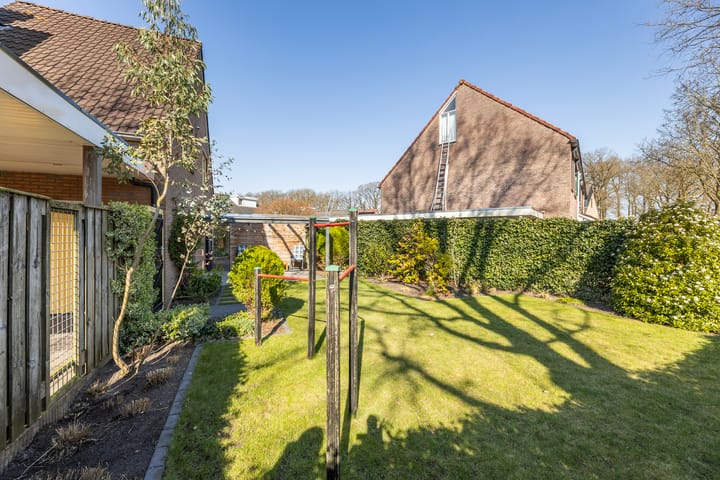 Photo 36 of Roelf Bosmastraat 116