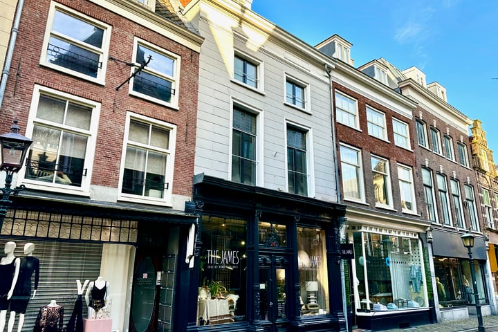 Warmoesstraat 24 A