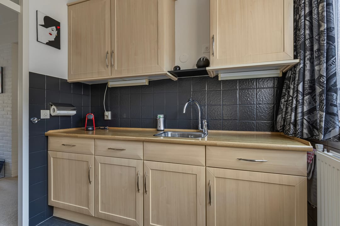 Foto 11 van Girsesland 81