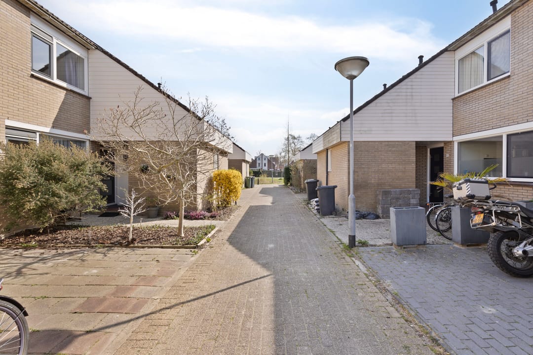 Foto 32 van Girsesland 81