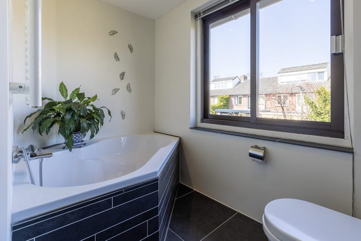 Foto 17 van Top Naefflaan 83