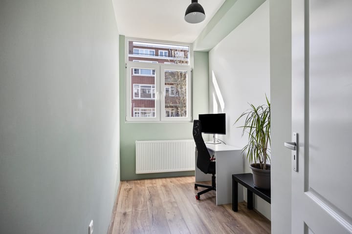 Foto 15 van Bas Jungeriusstraat 86-B