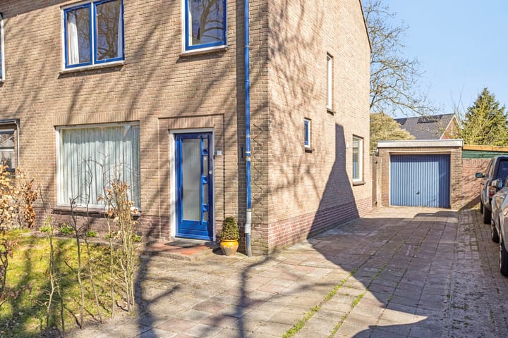 Foto 27 van St.-Lambertusstraat 15