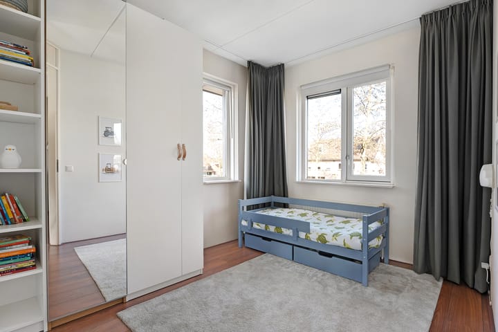 Foto 45 van Zwanenbloem 28