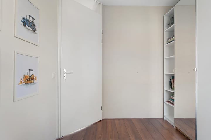 Foto 46 van Zwanenbloem 28