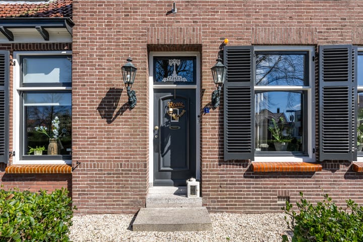 Foto 5 van Louis Bouwmeesterplein 2