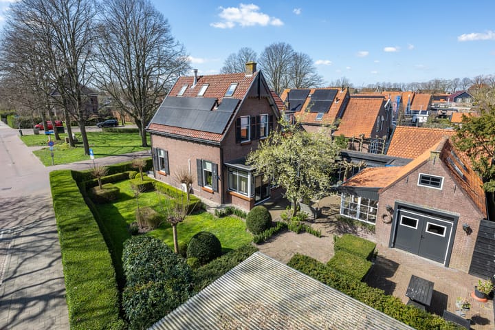 Foto 4 van Louis Bouwmeesterplein 2