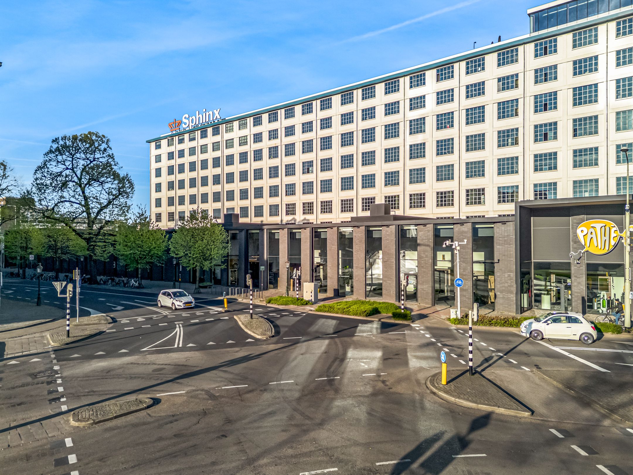 Foto 3 van Sphinxcour 6-K03