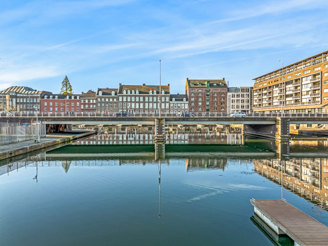 Foto 46 van Sphinxcour 6-K03