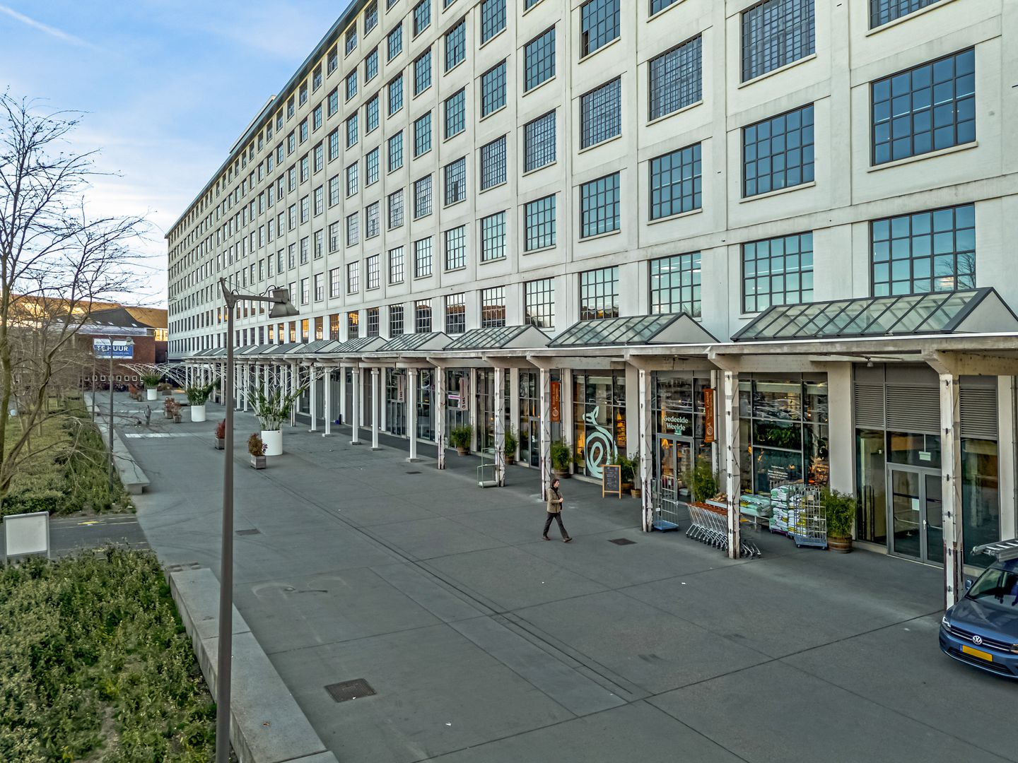 Foto 50 van Sphinxcour 6-K03