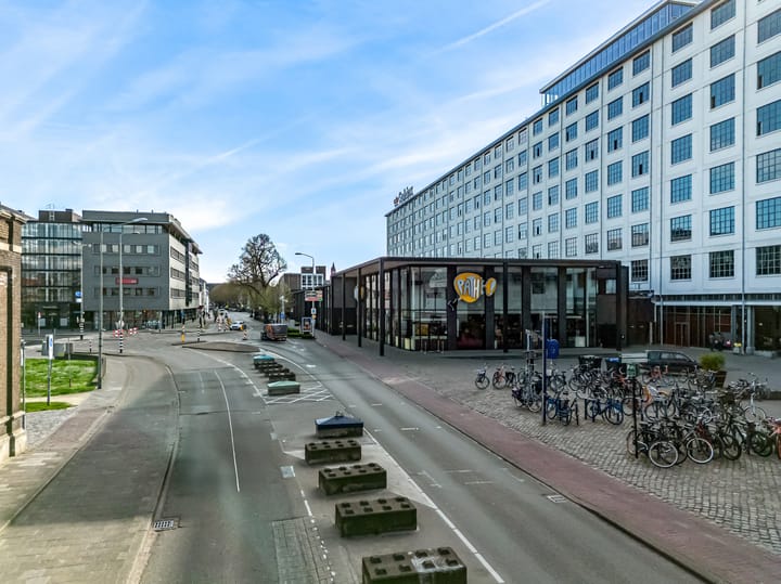 Foto 54 van Sphinxcour 6-K03