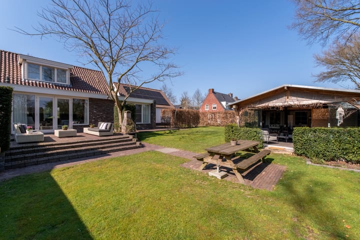 Foto 2 van Componistensingel 2