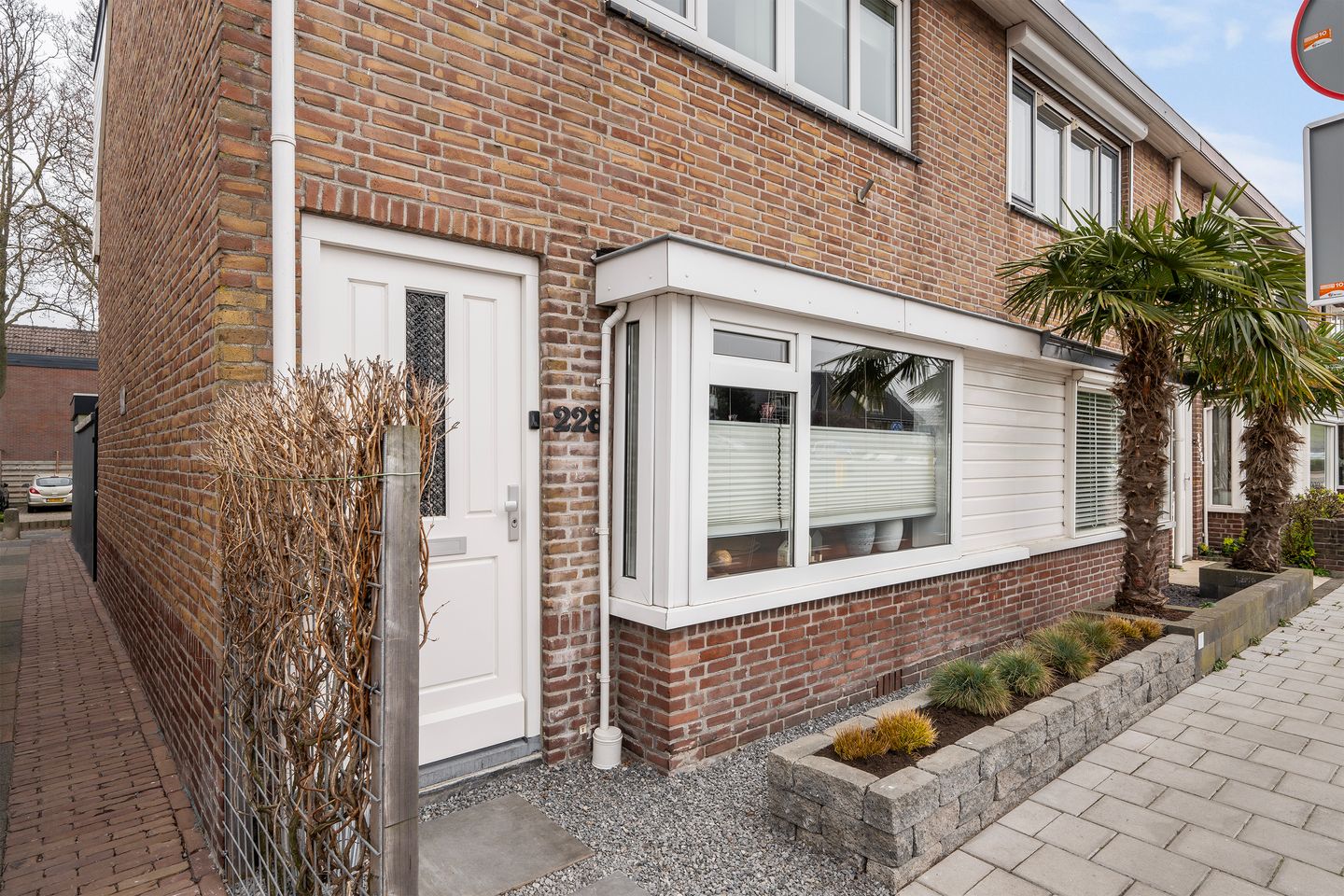 Foto 25 van Naaldwijkseweg 228