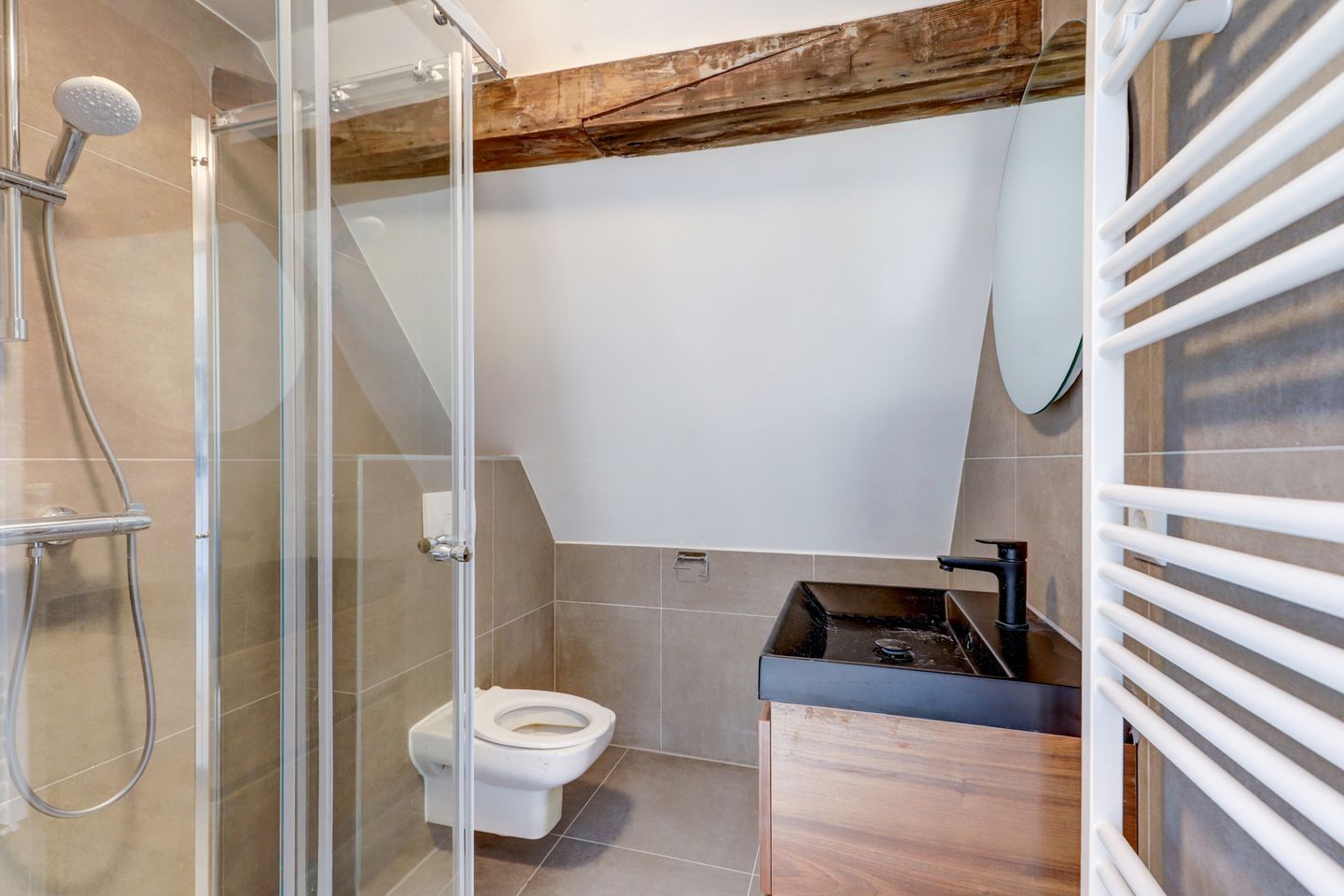 Foto 49 van Nieuwe Bogerdstraat 27