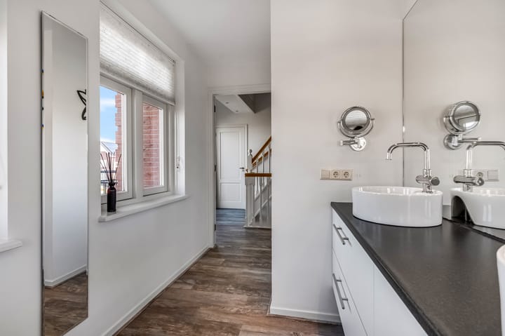 Foto 40 van Van Steenbergenlaan 20