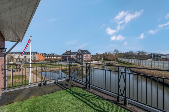 Foto 44 van Van Steenbergenlaan 20