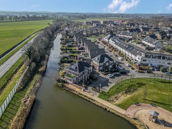 Foto 69 van Van Steenbergenlaan 20