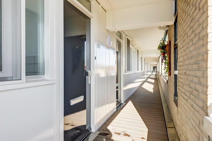 Foto 9 van Flora 133