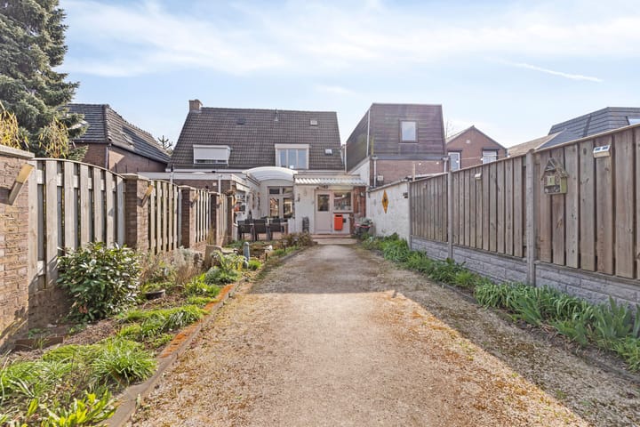 Foto 2 van Voorstraat 137