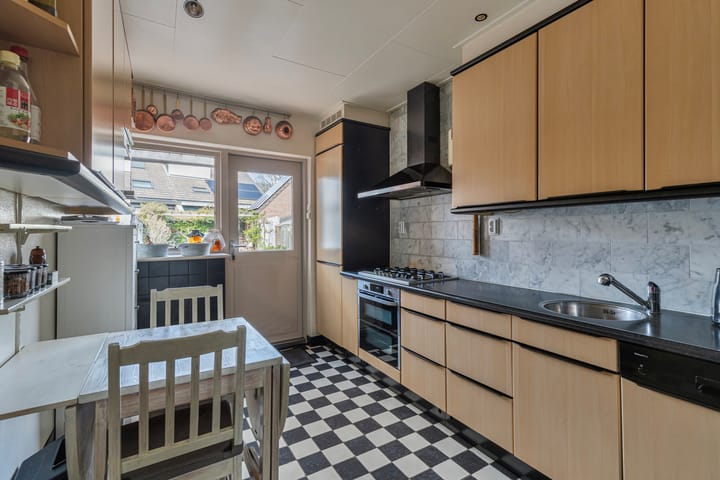 Foto 10 van Voorstraat 137