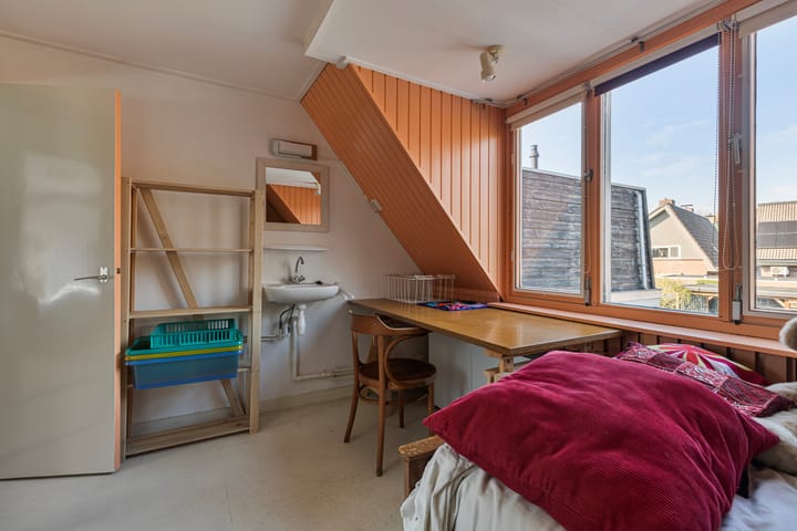 Foto 16 van Voorstraat 137