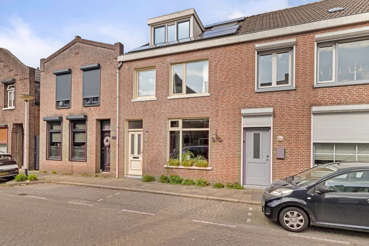 Foto 30 van Voorstraat 137