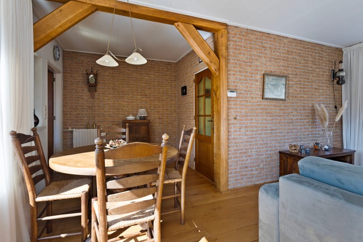 Photo 4 of Rozenstraat 34