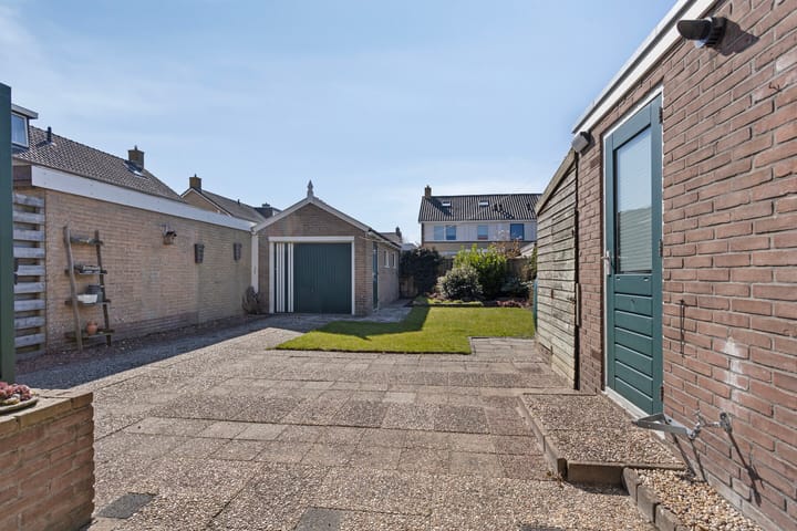 Photo 18 of Rozenstraat 34