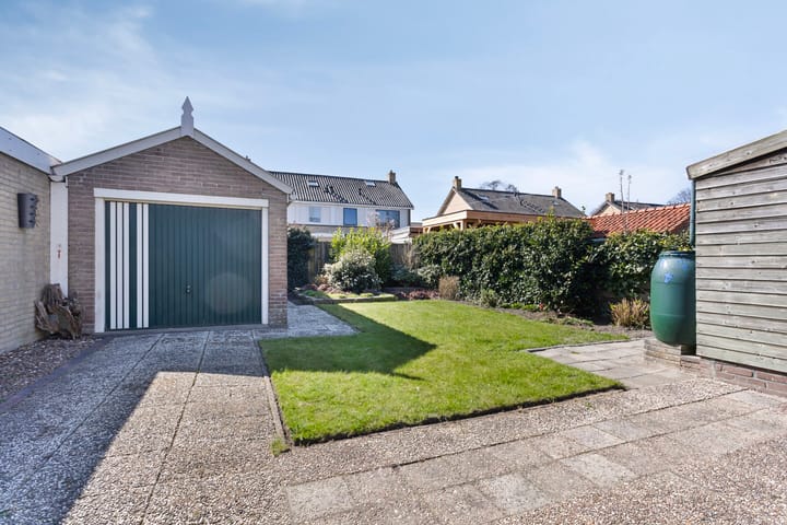 Photo 19 of Rozenstraat 34