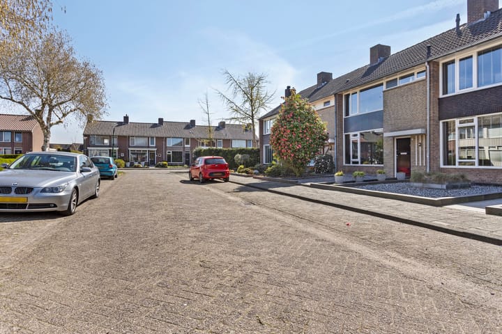 Foto 4 van Vogelliusstraat 7