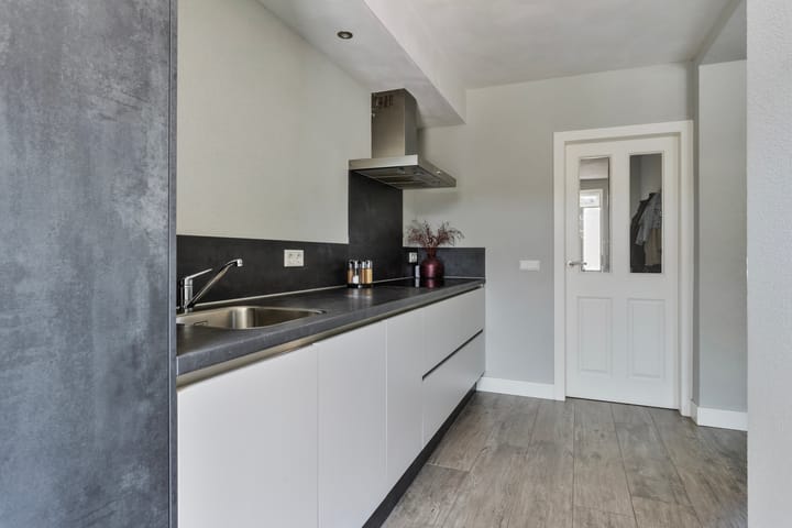 Foto 9 van Vogelliusstraat 7