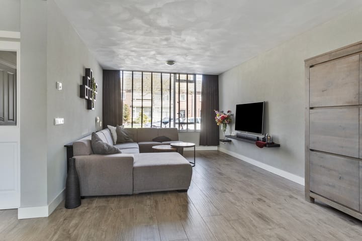 Foto 12 van Vogelliusstraat 7