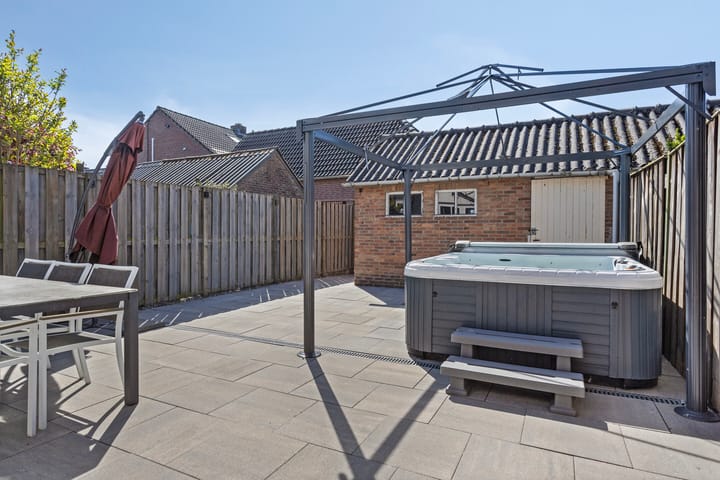 Foto 26 van Vogelliusstraat 7