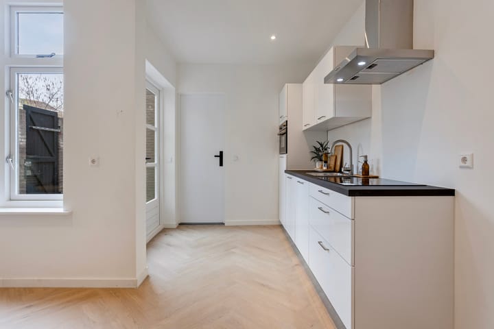 Foto 16 van Paulus Potterstraat 9