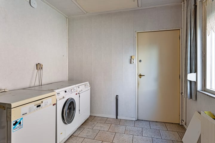 Foto 16 van Zr Marie Adolphinestr 28